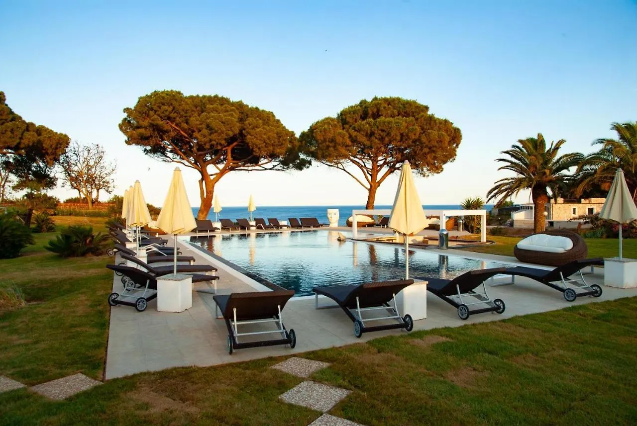 Resort Capo Bianco Порт-Аццурро Италия